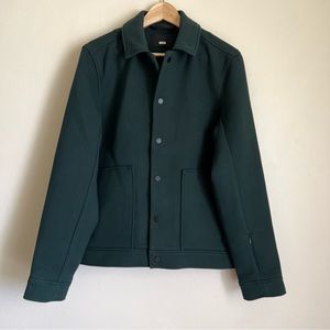 Away Travel Green “The Gate Jack” Snap Button Large See Measure